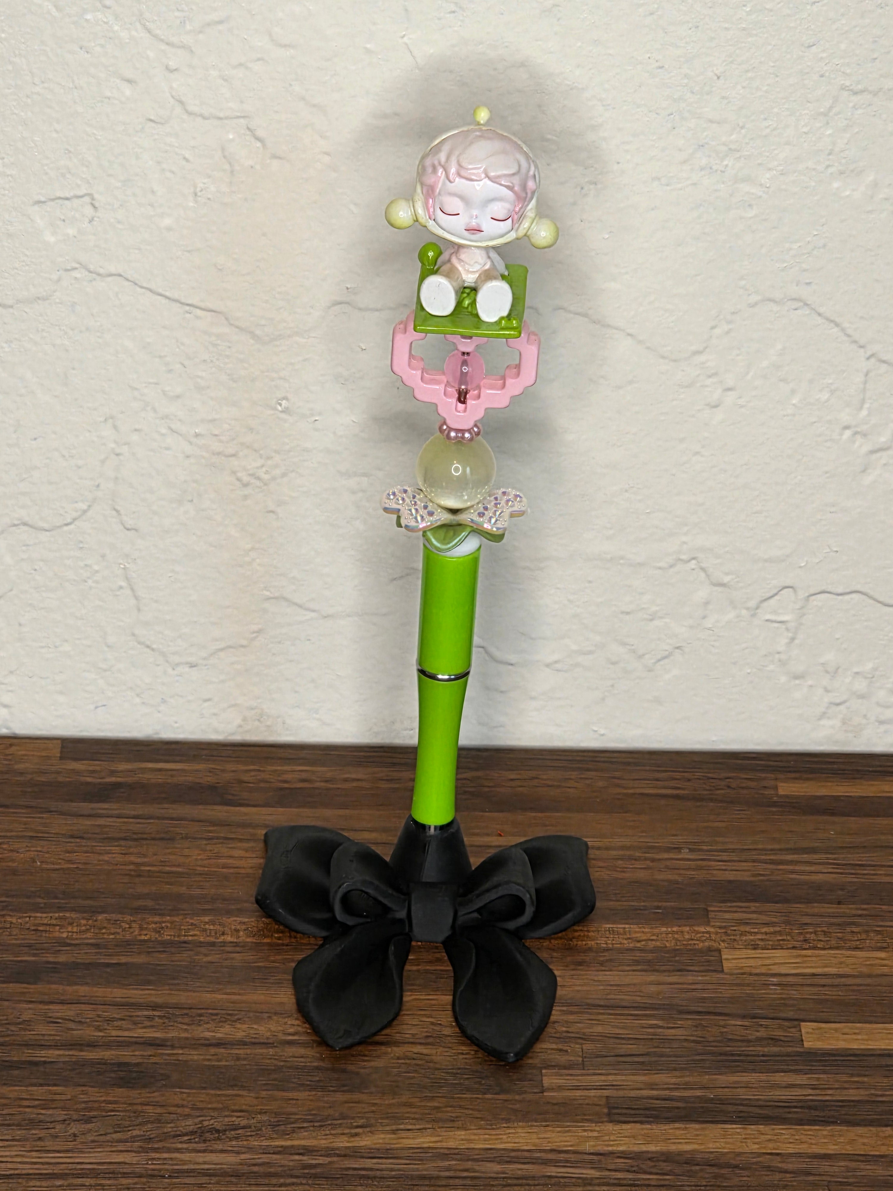Dreamy Pastel Doll Figure Beaded Pen