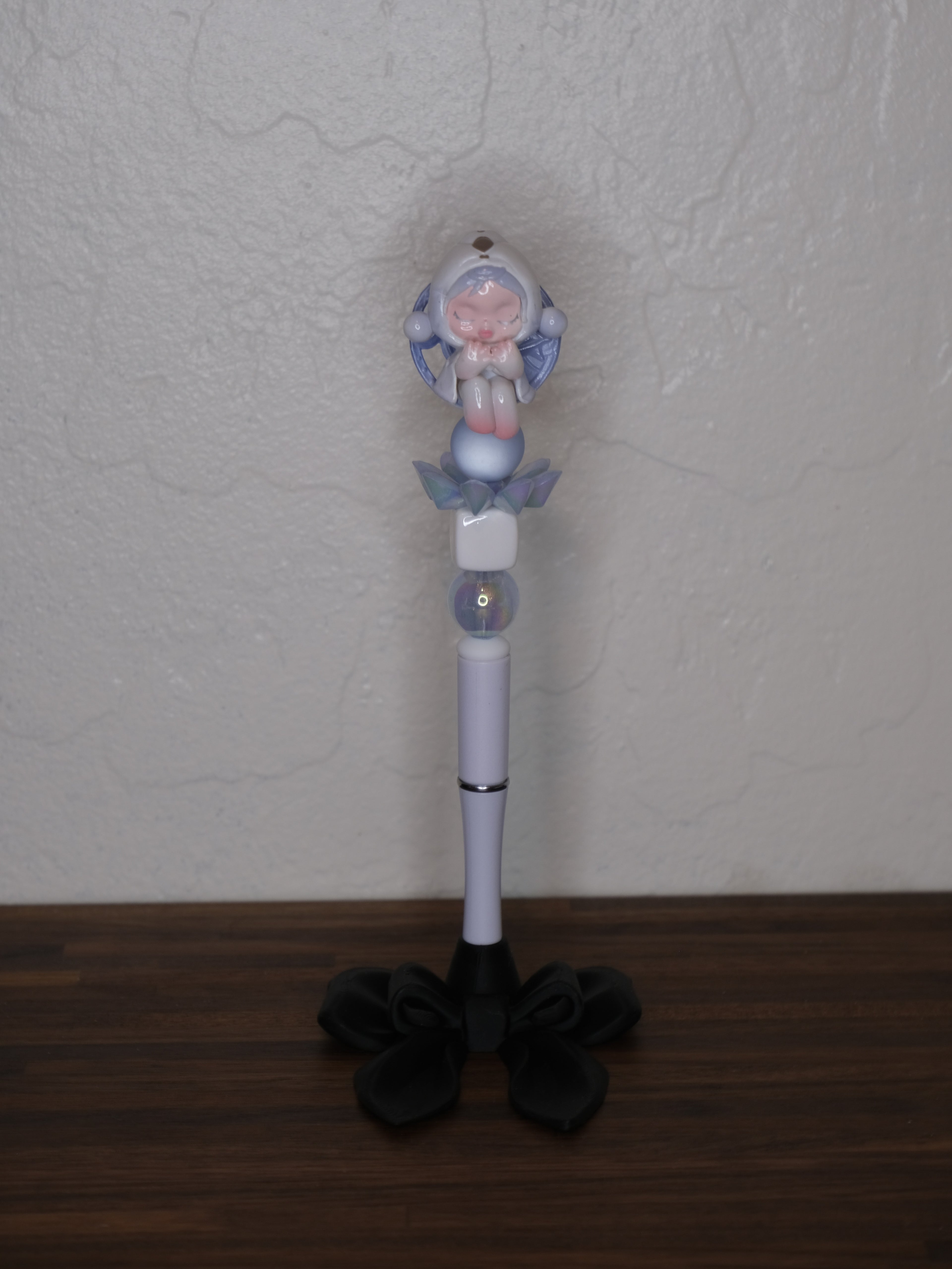 Dreamy Light Blue Doll Beaded Pen
